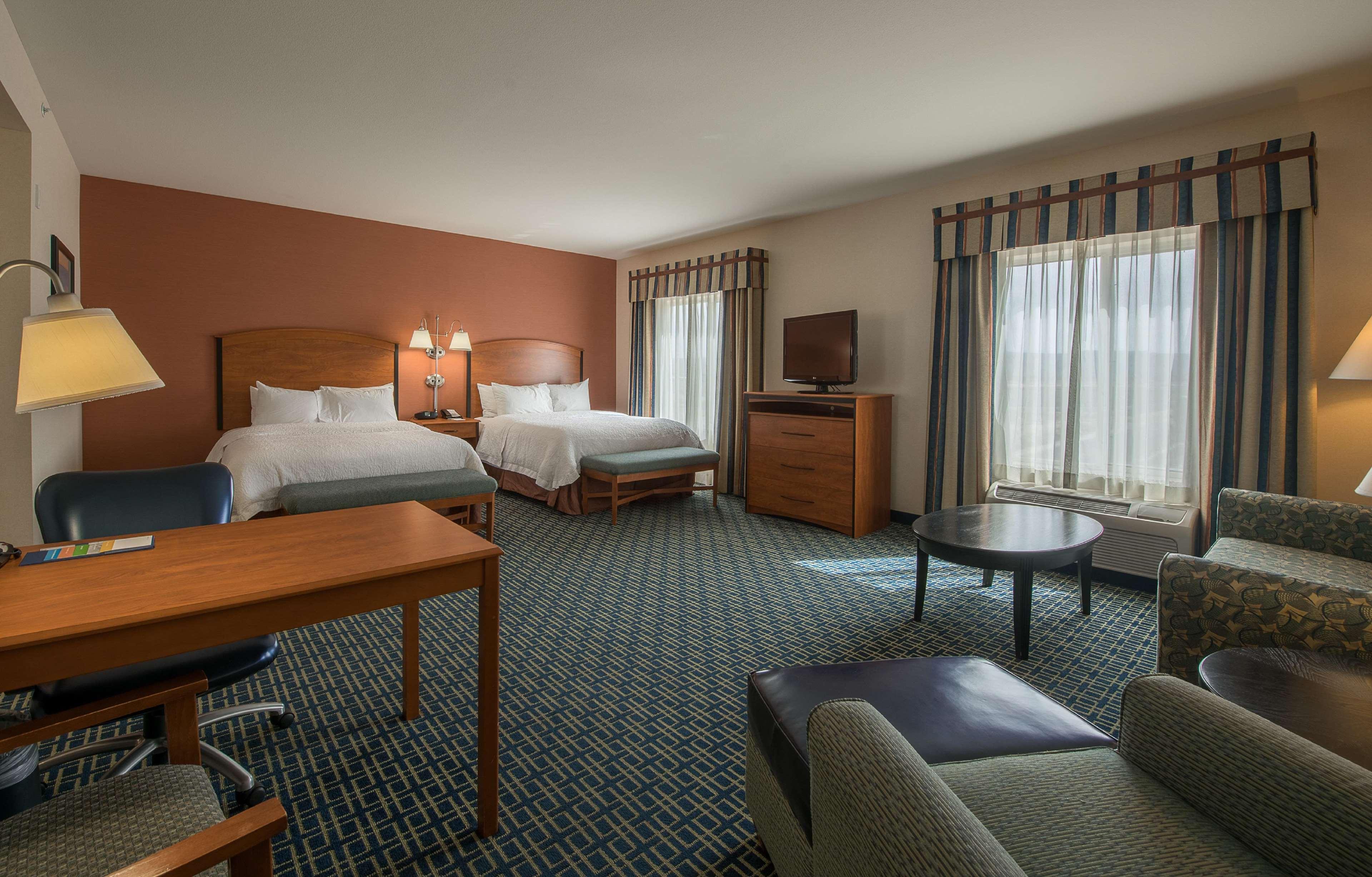 Hampton Inn & Suites Ridgecrest Exteriör bild