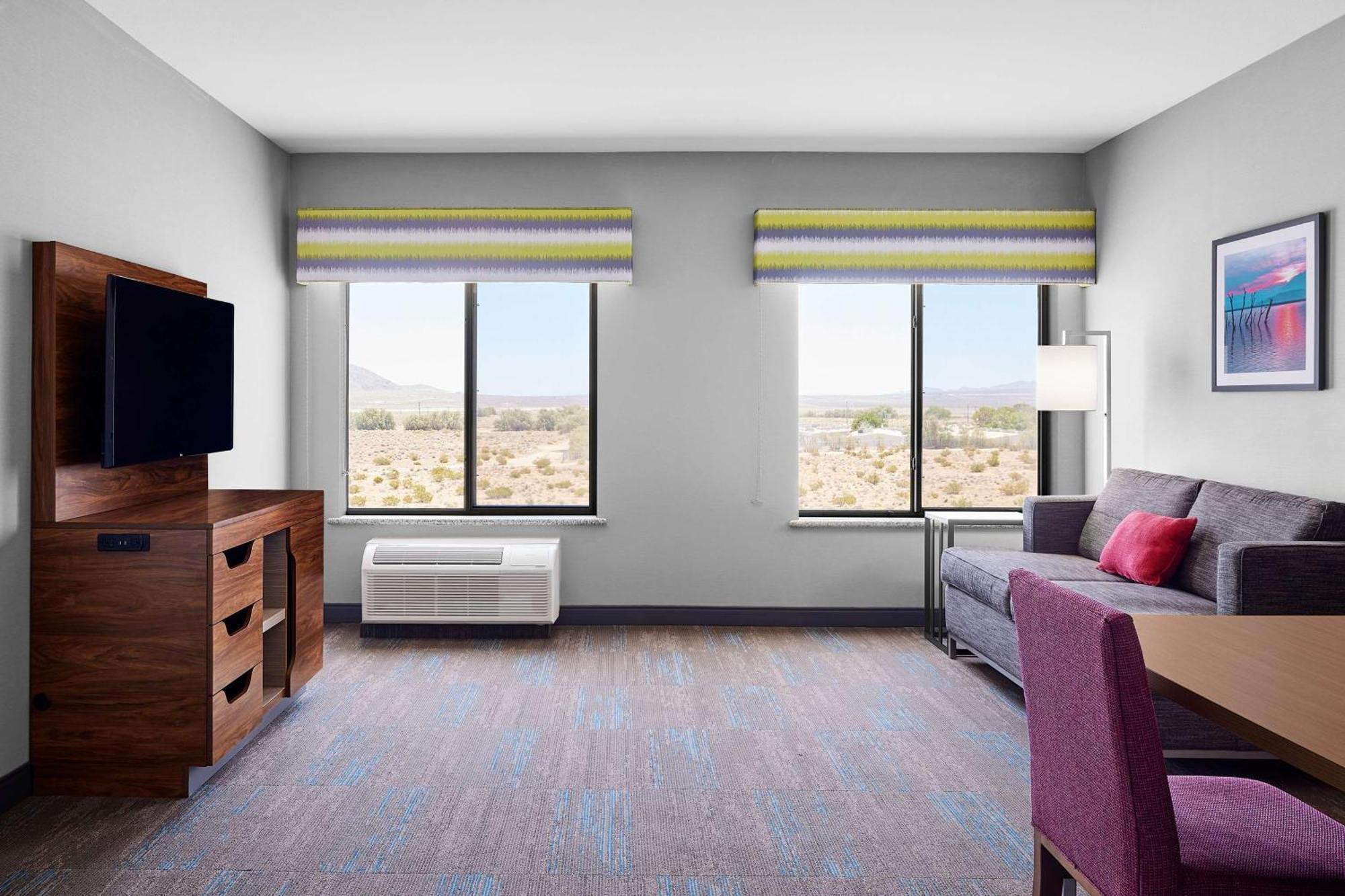 Hampton Inn & Suites Ridgecrest Exteriör bild